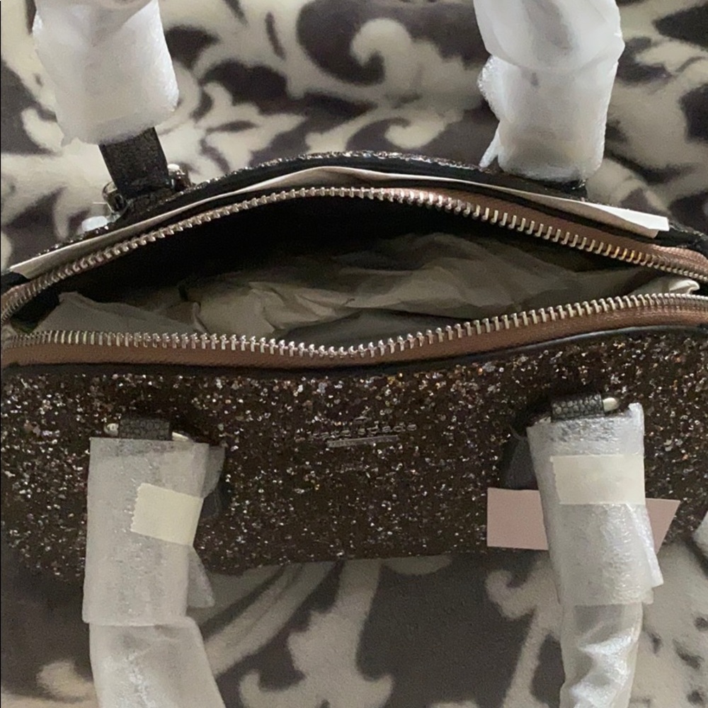 Purse - Picture 2 of 6